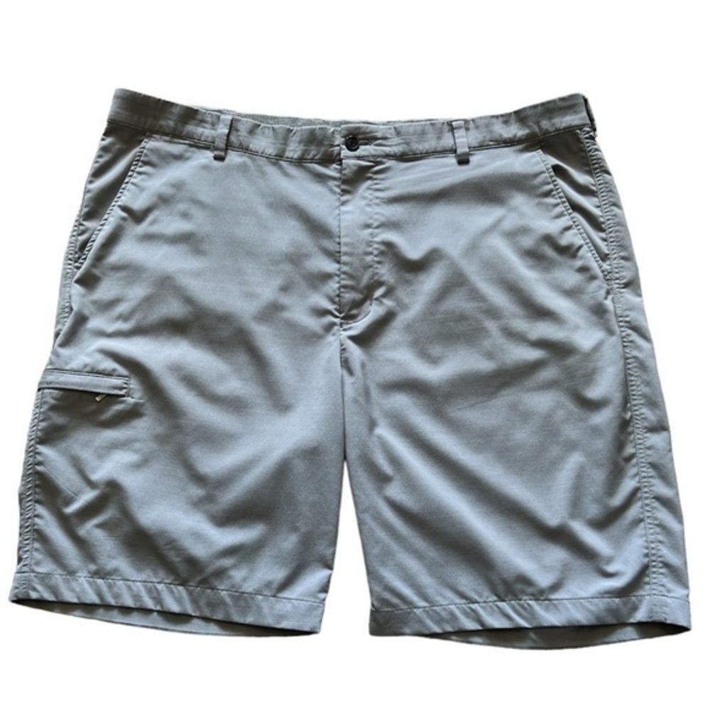 Greg Norman Men's Gray Lightweight Flat Front Shorts Sz.‎ 40